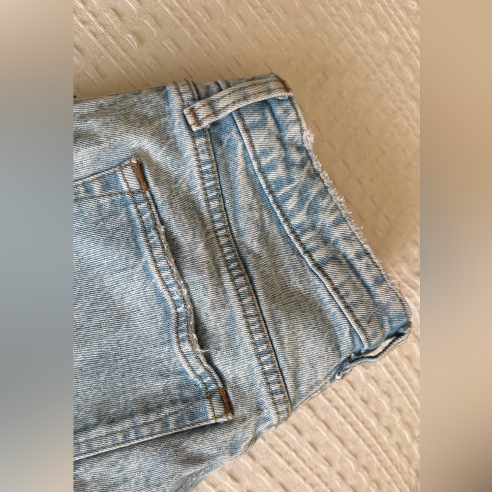 Abercrombie curve love Jeans - Picture 3 of 5